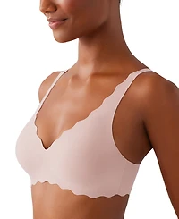 b.tempt'd by Wacoal Women's b.wow'd Wirefree Bralette 952287