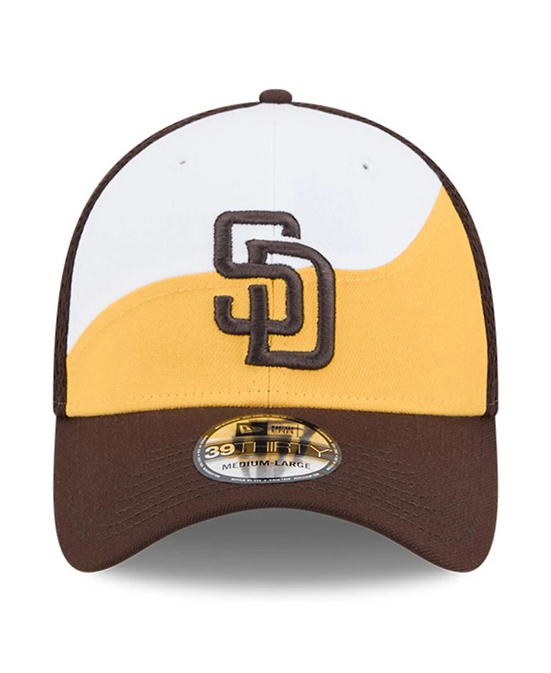 New Era Men's Gold/Dark Brown San Diego Padres 2025 Spring Training 39THIRTY Flex Hat