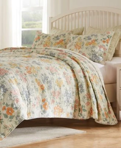 Greenland Home Fashions Chloe Modern Floral Quilt Set
