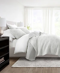 ienjoy Home Scallop Reversible 2-Pc. Lightweight Quilt Set, Twin/Twin Xl