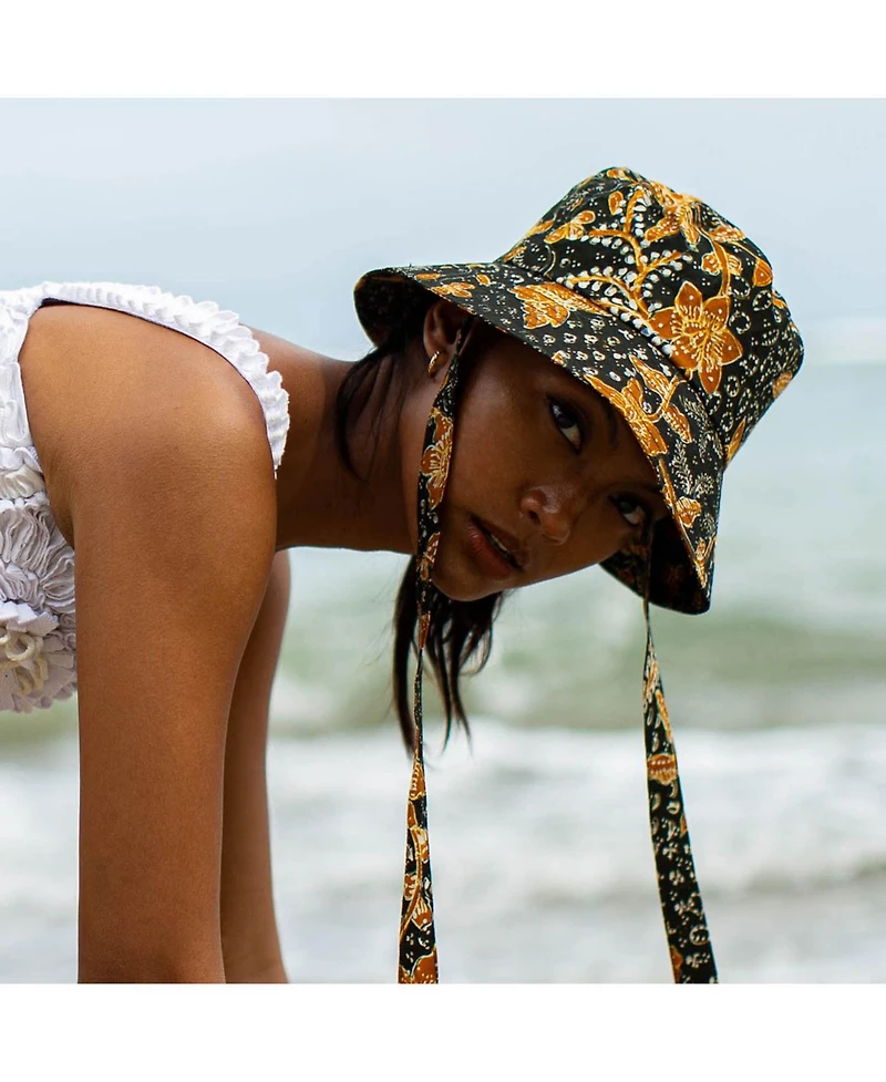 Brunna.co Jasmine Chinoiserie Batik Hat In Brown and Black
