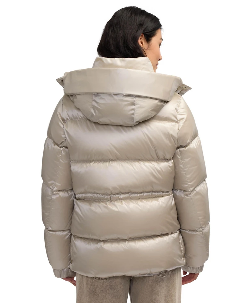 Pajar Women's Vivienne Boxy Short Channel Quilted Puffer