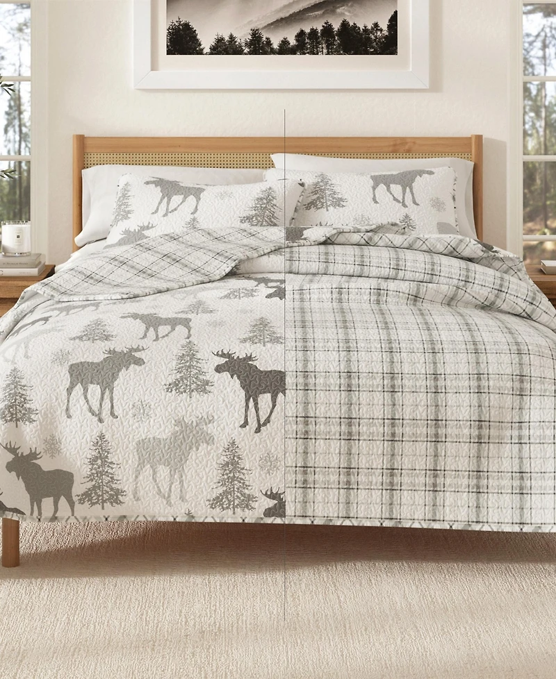 Linery & Co. Moose & Evergreens Microfiber Quilt Set With Shams - Moose
