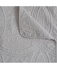 Linery & Co. Pinsonic Medallion Microfiber Quilt Set With Shams