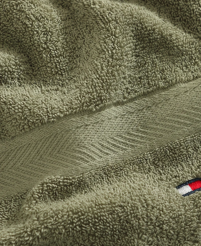 Tommy Hilfiger Home Modern American Solid Cotton Hand Towel, 16" x 26"