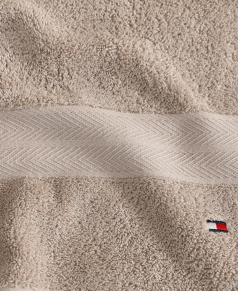 Tommy Hilfiger Home Modern American Solid Cotton Bath Towel, 30" x 54"