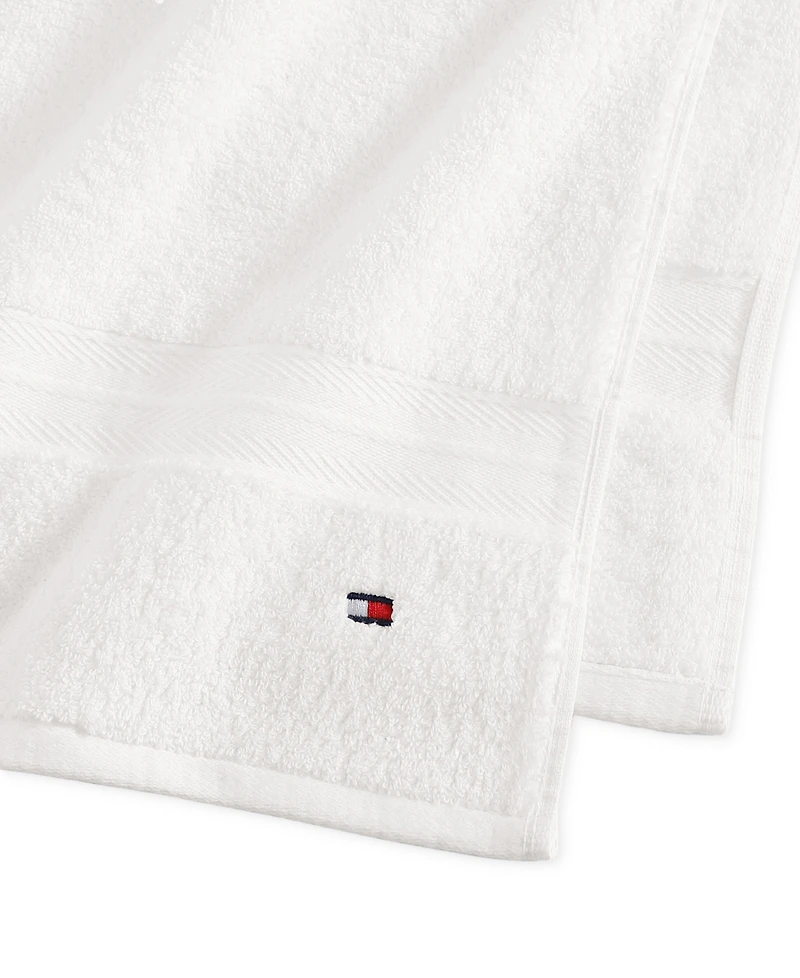 Tommy Hilfiger Home Modern American Solid Cotton Bath Towel, 30" x 54"