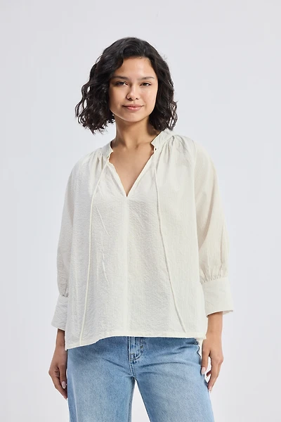 Reistor Women's Relaxed Fit Top with Front-tie Cream