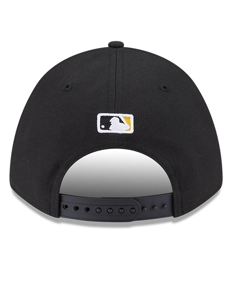 New Era Men's Black Pittsburgh Pirates Player Replica 9FORTY Adjustable Hat