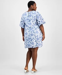 Sandra Darren Plus Embroidered Floral Shift Dress