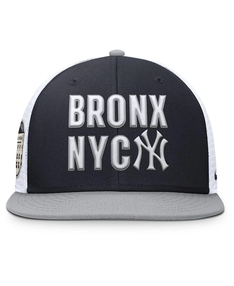 Nike Men's Navy New York Yankees Pro Trucker Snapback Hat