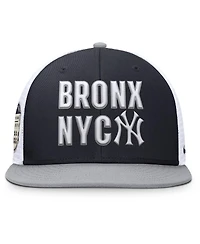 Nike Men's Navy New York Yankees Pro Trucker Snapback Hat