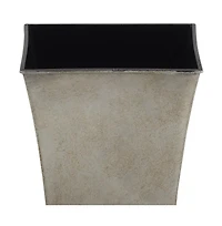 Round Plastic Planter Pot for Indoor and Outdoor Garden Use