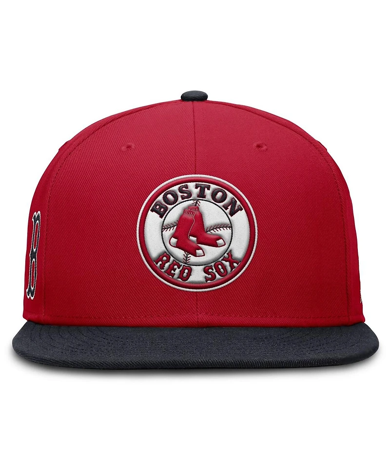Nike Men's Red Boston Sox True Performance Fitted Hat
