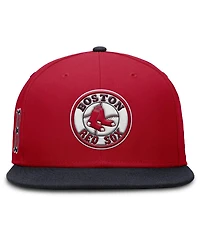 Nike Men's Red Boston Sox True Performance Fitted Hat