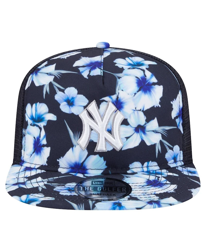 New Era Men's Navy New York Yankees Adventure Pattern Golfer Trucker Snapback Hat