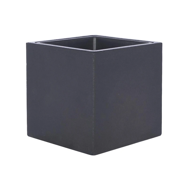 Larlen Planter