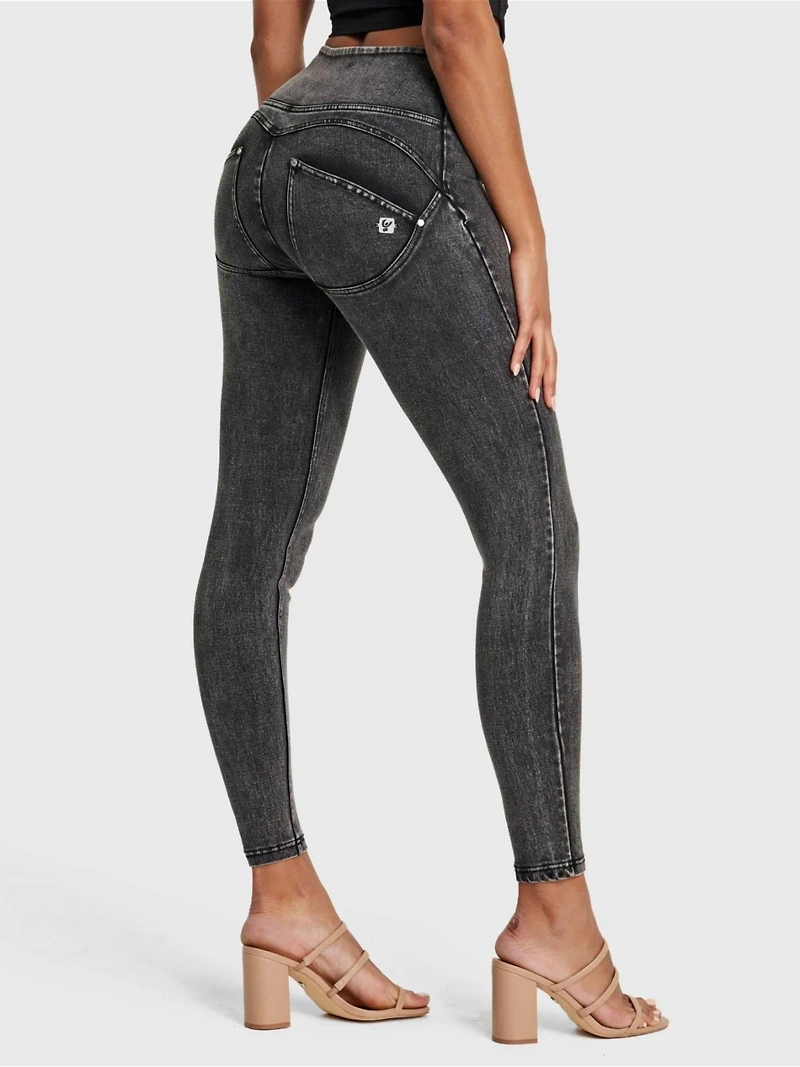 Freddy Women's High-Rise Snug Sculpting Skinny Jeans