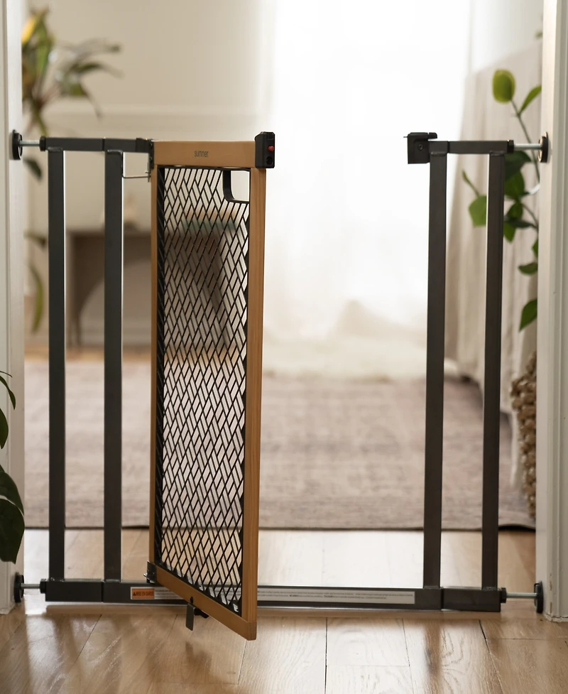 Ingenuity Baby The Doorway 36S Series Baby and Dog Gate