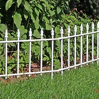 Outdoor Lawn and Garden Metal Roman Style Decorative Border Fence Panel Set