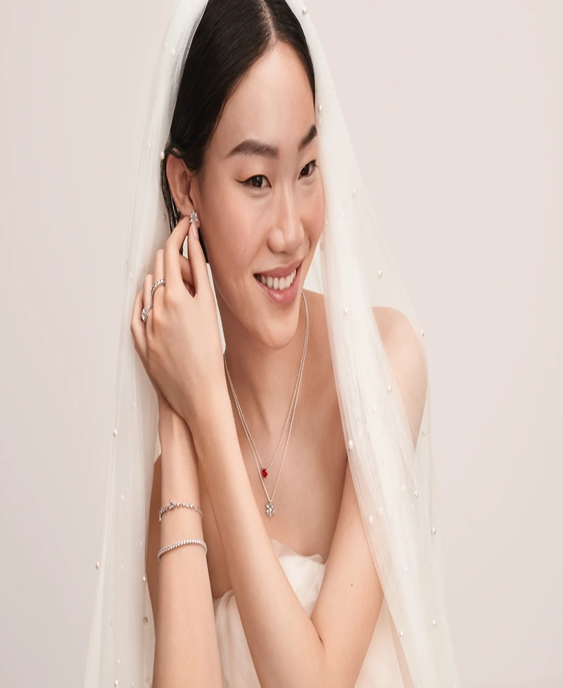 Pandora Sparkling Herbarium Cluster Stud Earrings