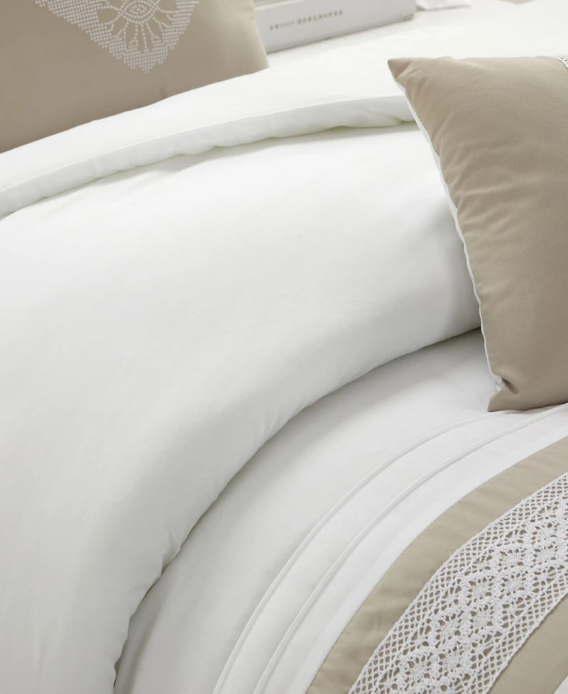 Stratford Park Durango Stripes 7-Pc. Comforter Set