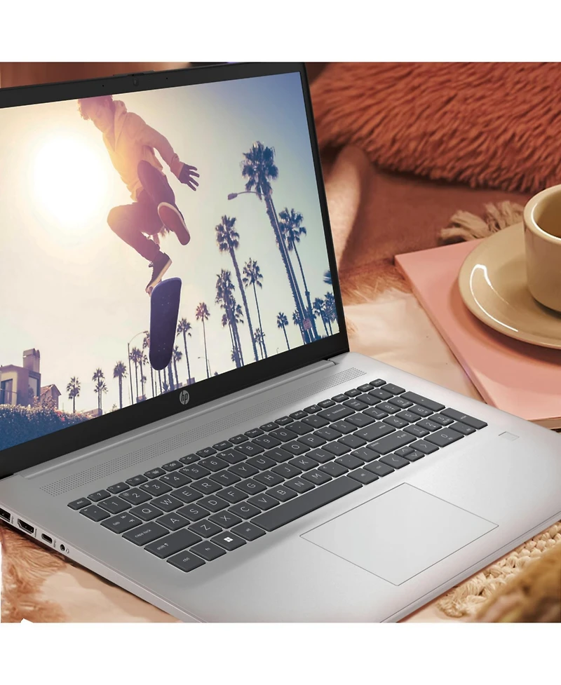 Hp Essential 17.3" Daily Traditional Laptop Intel Core i5 1334U 8GB Ram Intel Iris Xe Graphics 512GB Ssd Storage Windows 11 Home Hd+ 60Hz