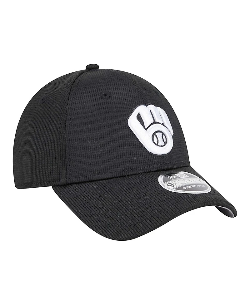 New Era Men's Black Milwaukee Brewers Pivot 9FORTY Adjustable Hat