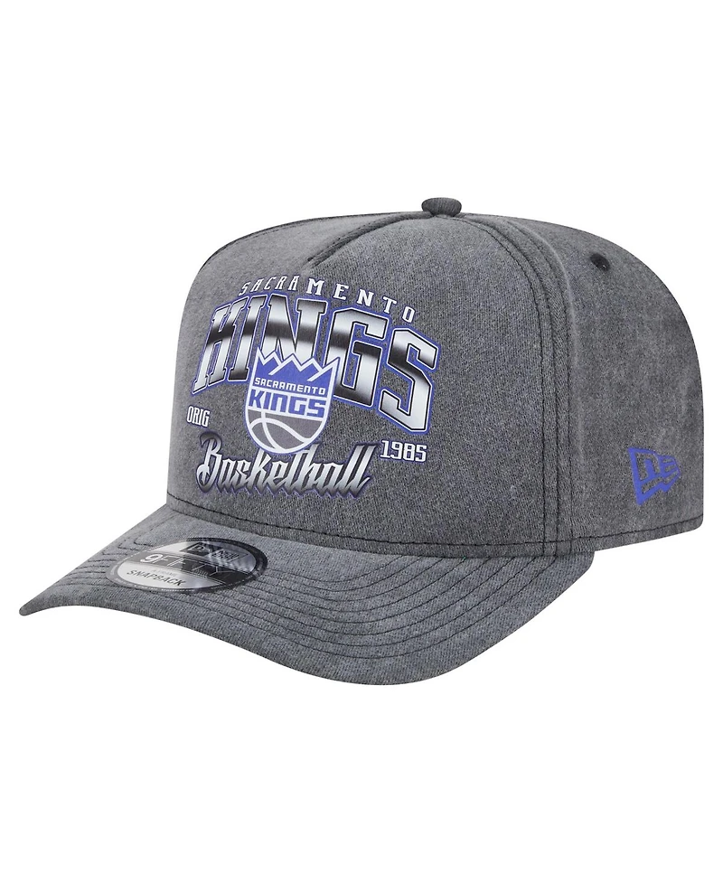 New Era Men's Charcoal Sacramento Kings Throwback Washed Pre-Curved 9FIFTY Snapback Hat