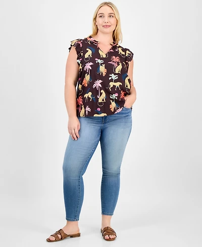 Democracy Trendy Plus Printed Split-Neck Flutter-Sleeve Top