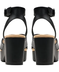 Clarks Collection Women's Nerisa Wedge Sandals