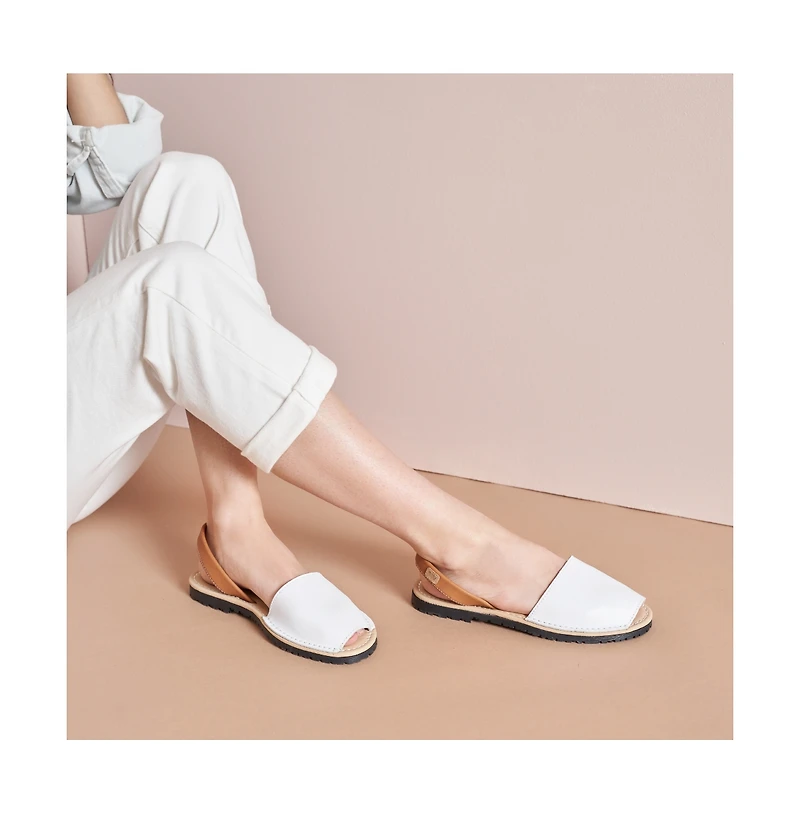Menorquina Limited Edition Leather Avarca Sandals - White / 6.5