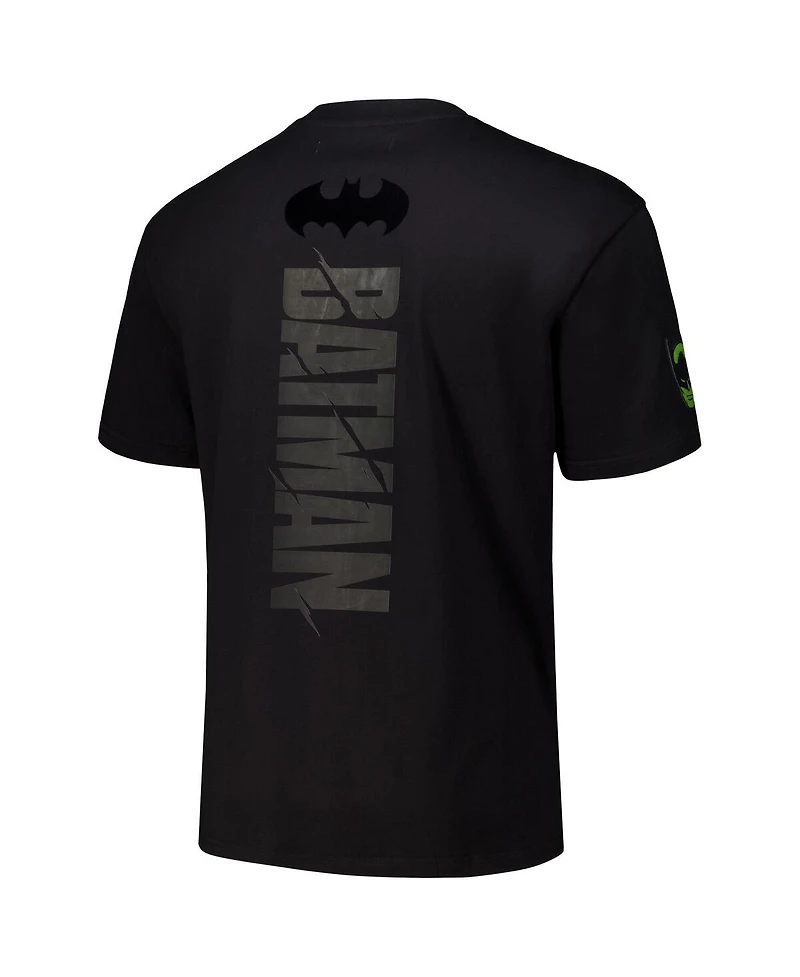 Freeze Max Men's Batman Comics Batmobile Loose Fit T-Shirt