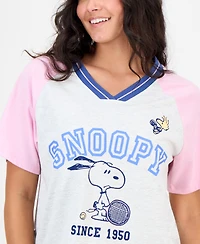 Love Tribe Juniors' Snoopy Tennis V-Neck T-Shirt