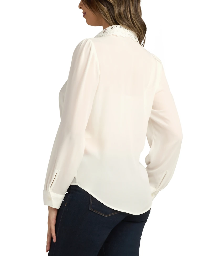Bcx Juniors' Solid Lace-Collar Button-Front Blouse