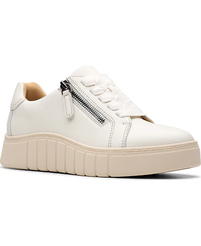Clarks Women's Mykah Joy Round Toe Sneakers