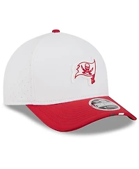 New Era Men's White/Red Tampa Bay Buccaneers 2025 Nfl Training Camp A-Frame 9FORTY Adjustable Hat