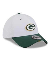 New Era Men's White/Green Bay Packers 2025 Nfl Training Camp 39THIRTY Flex Hat
