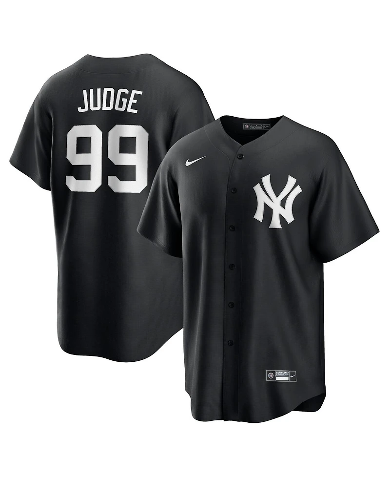 Nike Men's Aaron Judge Black New York Yankees Lights Out Replica Player Jersey
