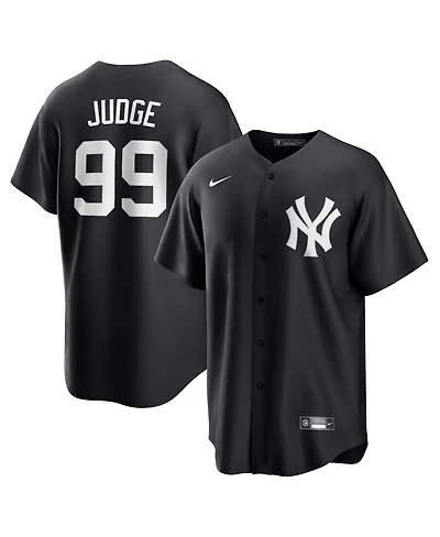 Nike Men's Aaron Judge Black New York Yankees Lights Out Replica Player Jersey