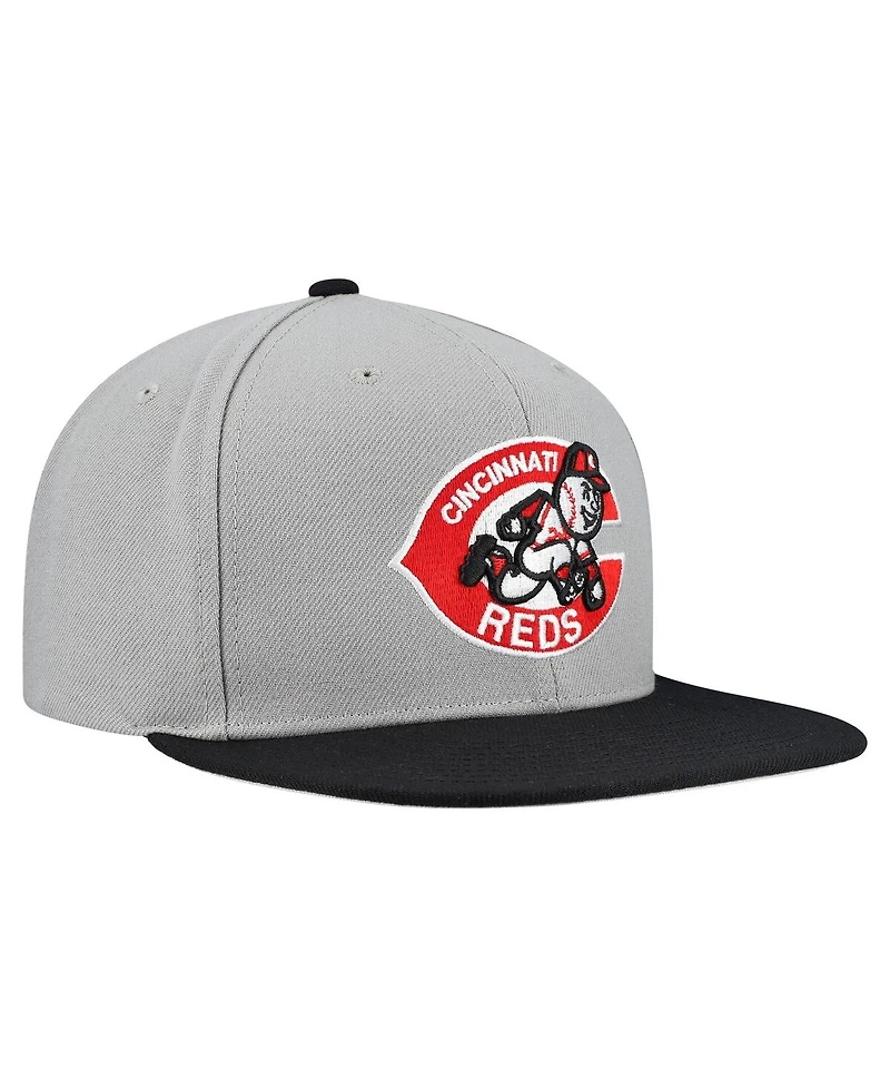 Mitchell & Ness Men's Gray Cincinnati Reds Cooperstown Collection Basic Flip Snapback Hat