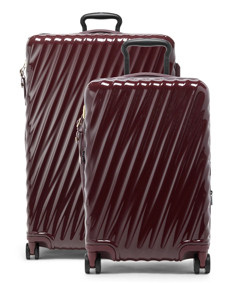 Tumi 21.8" International Expandable Carry-On Spinner