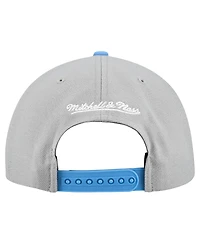 Mitchell & Ness Men's Gray Montreal Expos Cooperstown Collection Basic Flip Snapback Hat