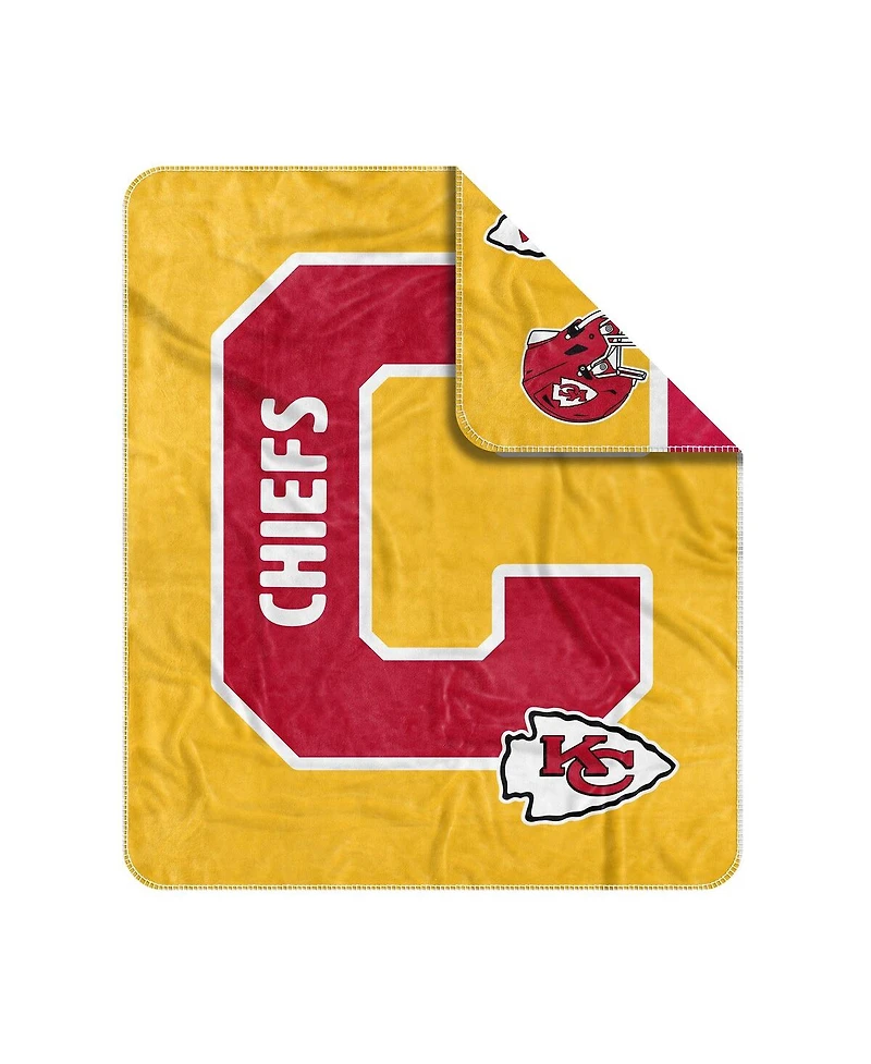 Logo Brands Kansas City Chiefs 50" x 60" Dream Weave Throw Blanket
