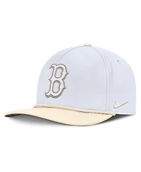Nike Men's White/Cream Boston Red Sox Pro Performance Snapback Hat