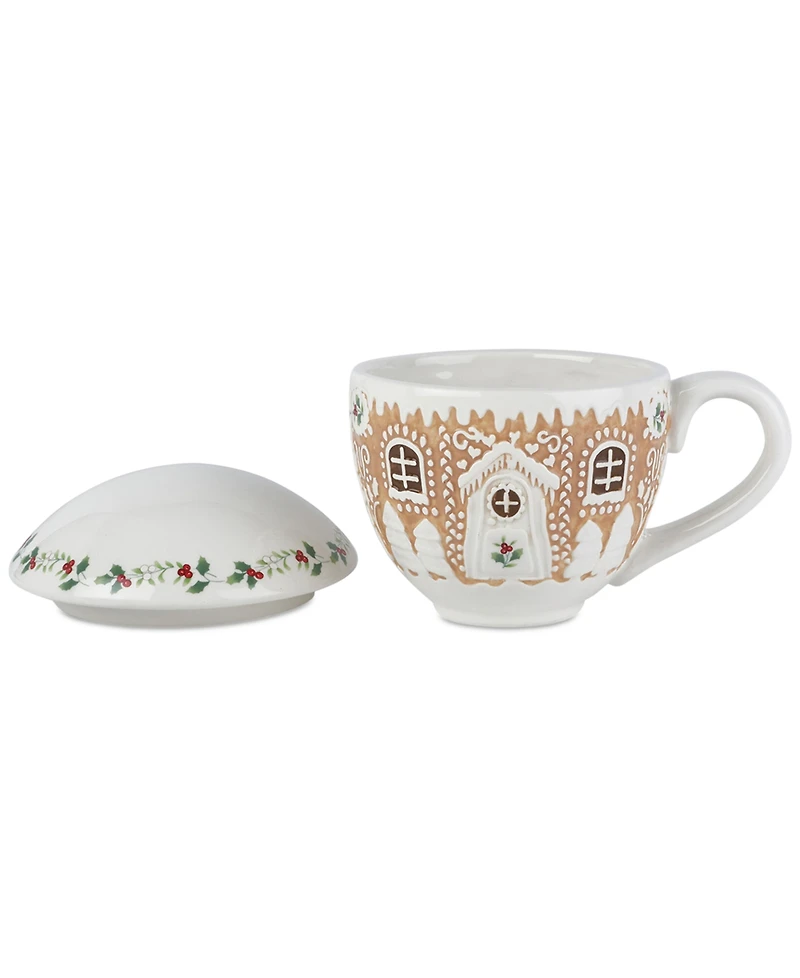 Winterberry Gingerbread Mug with Lid