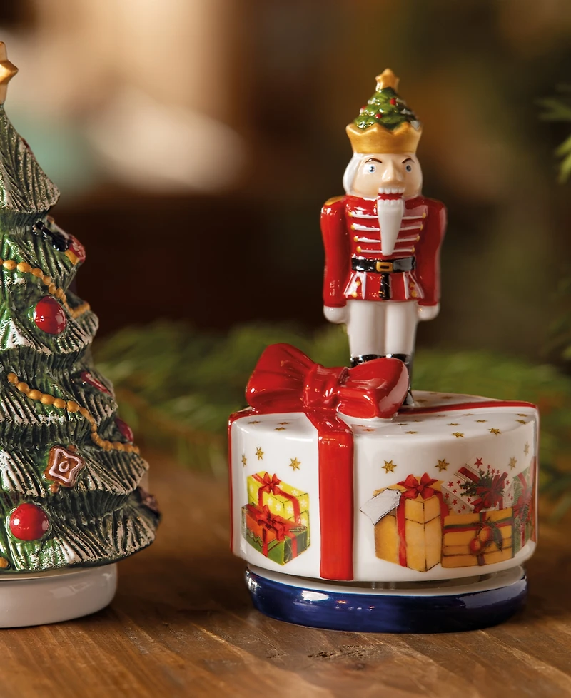 Villeroy & Boch Nostalgic Melody Nutcracker Musical Figurine