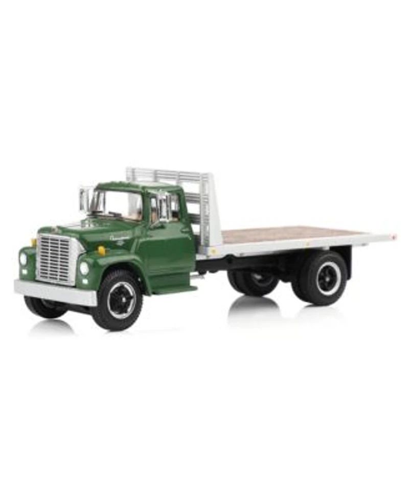 1/64 1970s International Loadstar Flatbed Truck Green Dcp by First Gear 60-2039