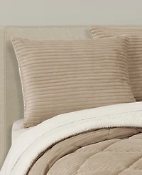 J Queen New York Everett Plush 3-Pc. Comforter Set, Full/Queen