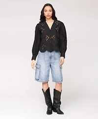 Avec Les Filles Women's Puff Sleeve Cropped Lace Scallop Button Up Blouse